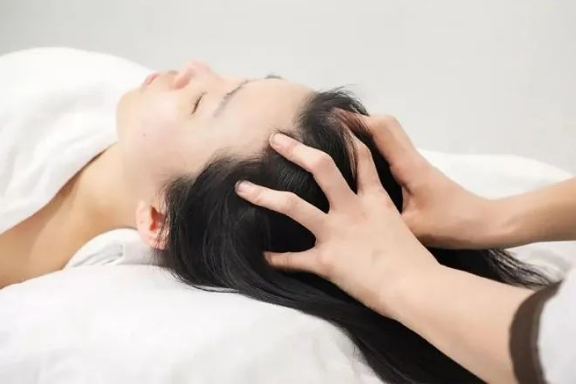頭部常保養，秀發(fā)棒棒棒!